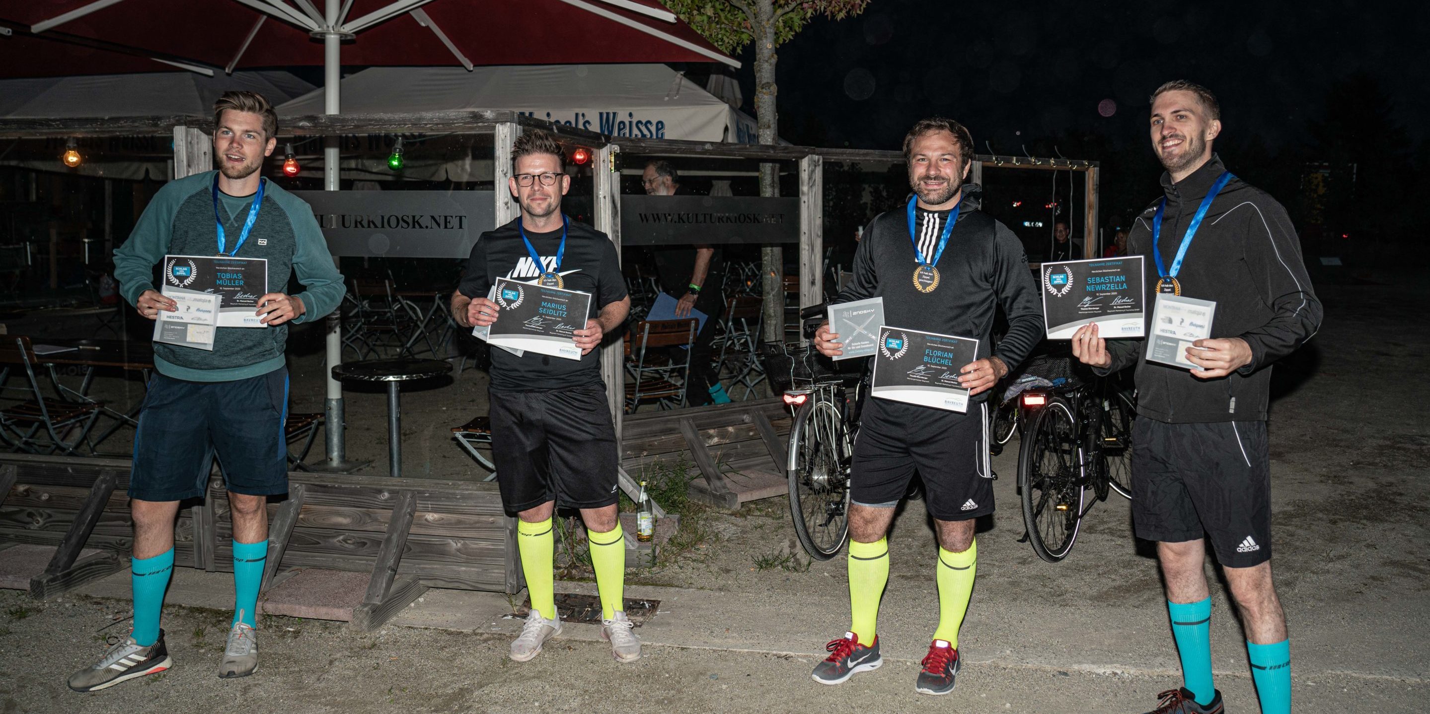 Team Neu-Bayreuther bei der Siegerehrung Von links nach rechts: Tobias Müller, Marius Seidlitz, Florian Blüchel, Sebastian Newrzella