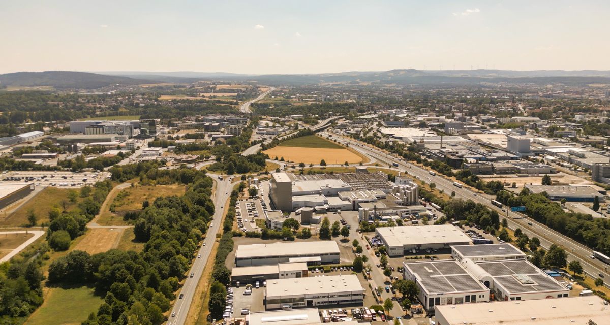 Direkt an der A 9 gelegen, bietet Bayreuth beste Voraussetzungen für die Logistikbranche.